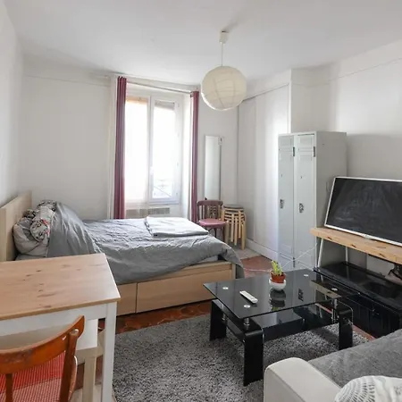 Nice Design Studio In The 11Th In Paris * Paris